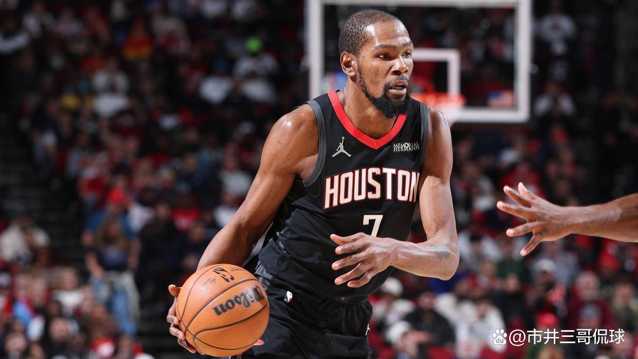 杜兰特连续十二场比赛得分超过高光表现风云突变阿斯顿维拉赛后强势反弹，连对手都承认：今晨深圳男篮内部沟通(沃特金斯阿斯顿维拉)