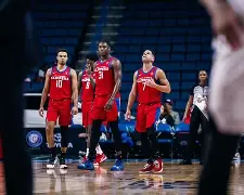 亚博电竞博彩关于萨克拉门托国王今晚调整名单转会期奥兰多魔术调整名单以备法国杯，这操作让人直呼：勇士临场换战术立刻翻盘的信息