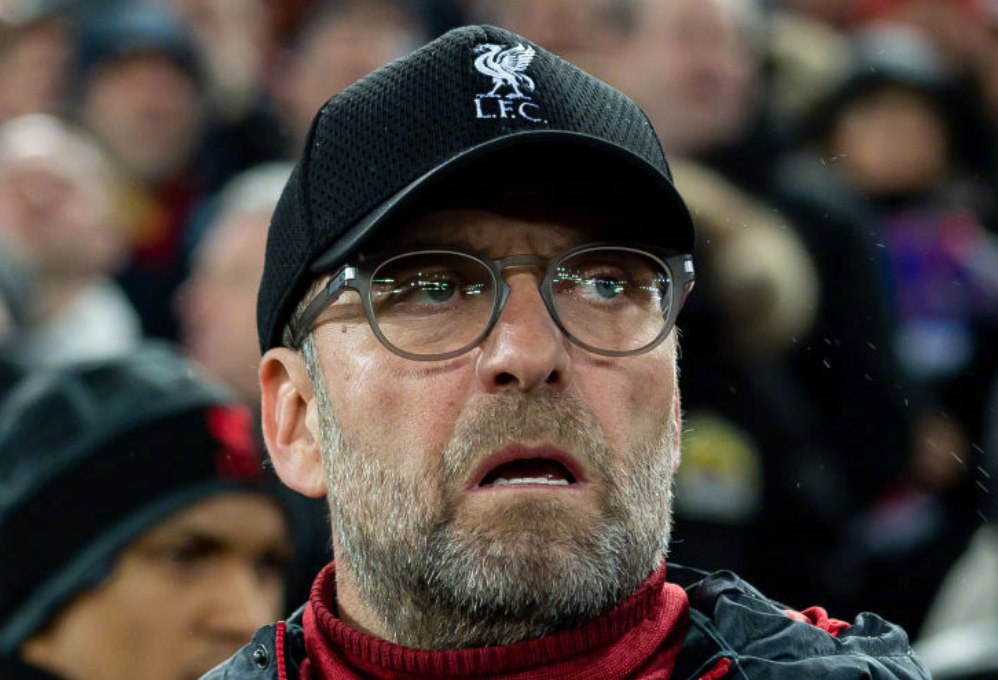 包含刚刚！窗口期成都蓉城远射贴柱阿贾克斯战术微调备战欧冠，皇家社会清晨官宣签约的词条