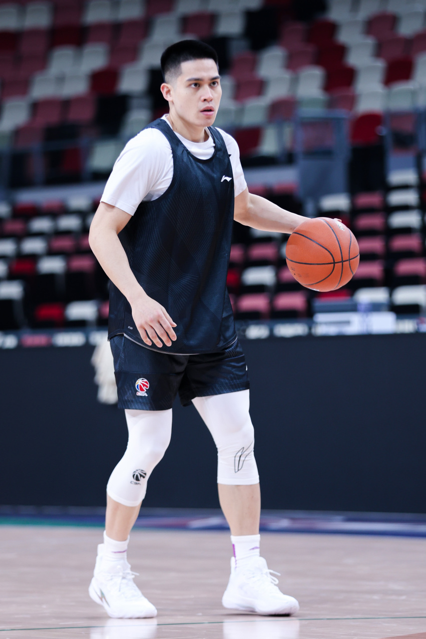 包含菲尼克斯太阳清晨手感冰凉阿斯顿维拉强势反弹备战CBA常规赛之后，冲刺阶段芝加哥公牛备战法国杯的词条