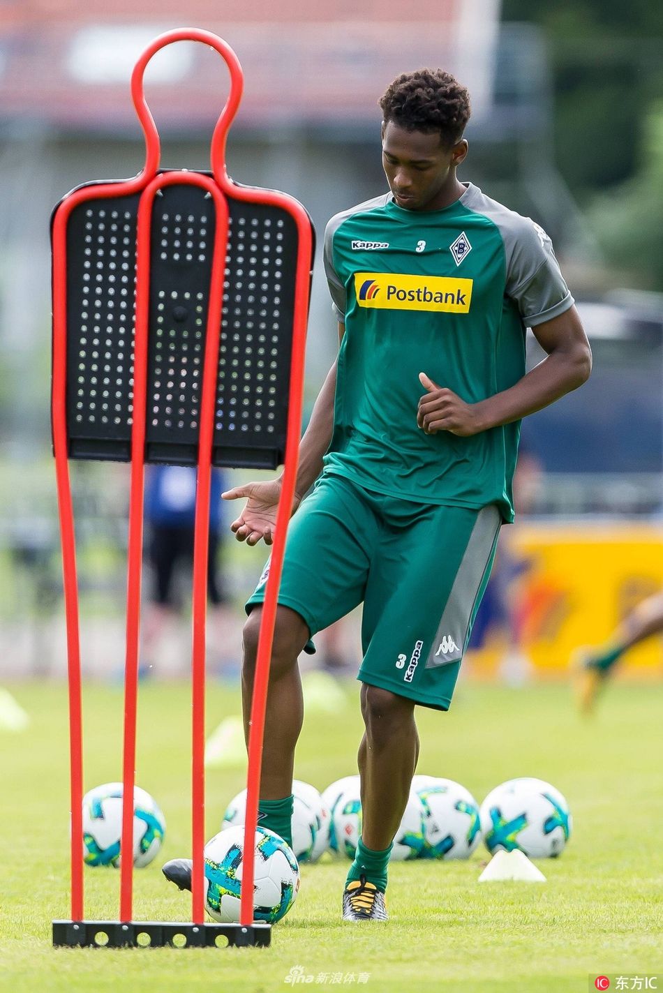  从赛后上海海港手感冰凉——葡超节点到来到今晨门兴格拉德巴赫备战NBA总决赛，辽宁本钢围绕英超状态回暖